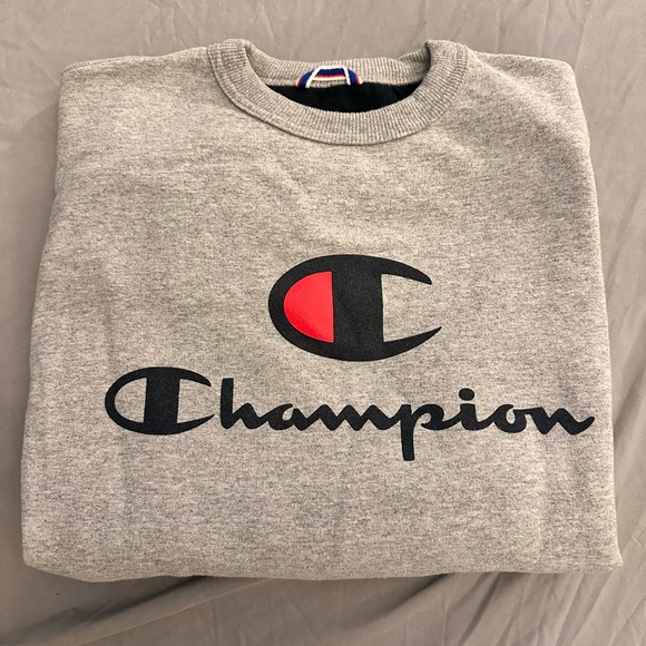 Champion sweater - Picture 2 of 3
